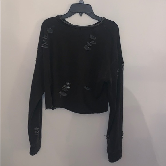 Forever 21 distressed cropped crew neck - Picture 2 of 3